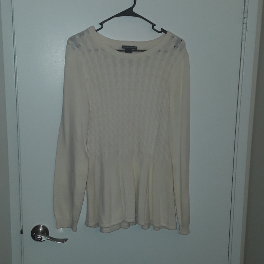 Chelsea & Theodore Off white sweater